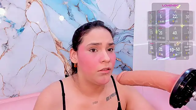 TIFFANY GLOW   online show from October 25, 2025, 8:09 pm