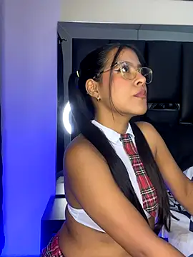 Kendra C online show from October 21, 2025, 1:05 am