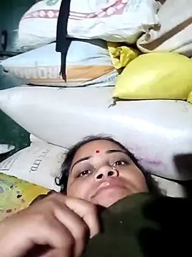 Snapshot of Soniya_jat chatting on October 31, 2025, 12:40 am Soniya jat online show from October 31, 2025, 12:40 am