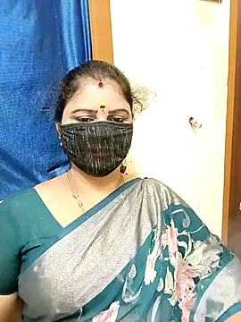 sushma26 online show from November 25, 2025, 4:40 pm