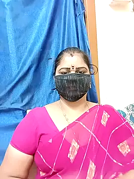 sushma26 online show from January 18, 2026, 4:21 pm