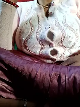 Snapshot of CUTGIRL76 chatting on January 11, 2026, 9:49 am CUTGIRL76 online show from January 11, 2026, 9:49 am