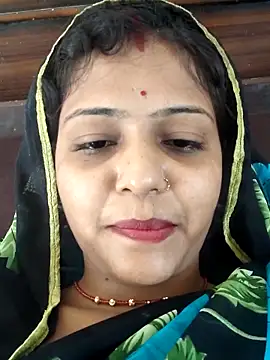 AnanyaKapoor89 online show from October 10, 2025, 5:08 am