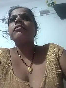 Snapshot of Setty54 chatting on October 9, 2025, 10:32 pm Setty54 online show from October 9, 2025, 10:32 pm