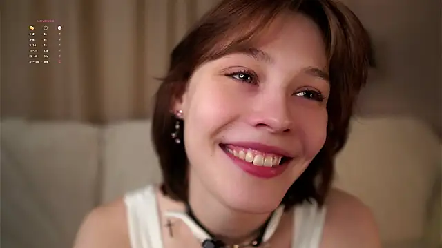 LurleneRamo online show from October 21, 2025, 1:05 am