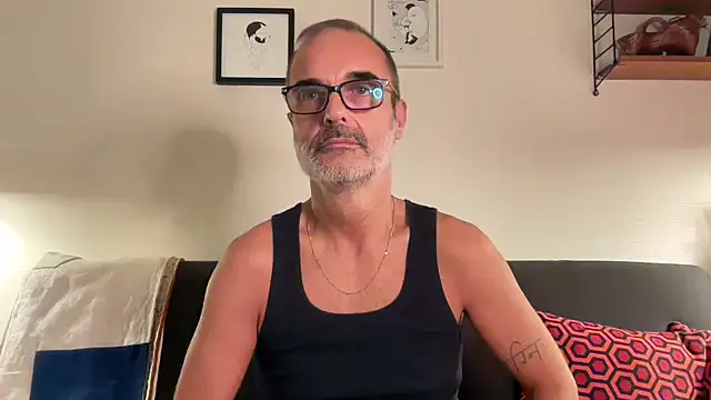 Snapshot of Milkywaymen chatting on September 22, 2025, 8:04 pm Milkywaymen online show from September 22, 2025, 8:04 pm