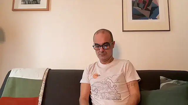 Snapshot of Milkywaymen chatting on November 27, 2025, 1:55 pm Milkywaymen online show from November 27, 2025, 1:55 pm