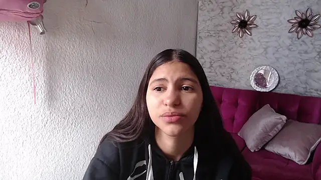 Evagirl69 online show from May 26, 2026, 12:14 pm