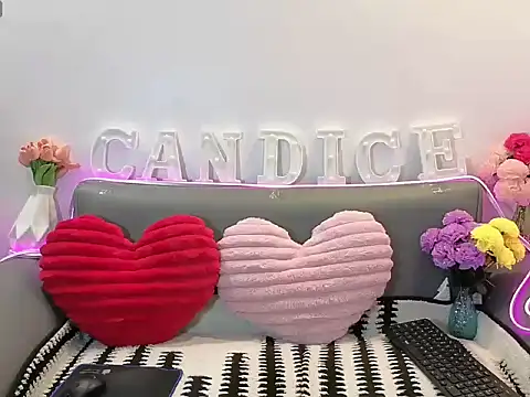 candiceempire online show from May 14, 2026, 2:19 am