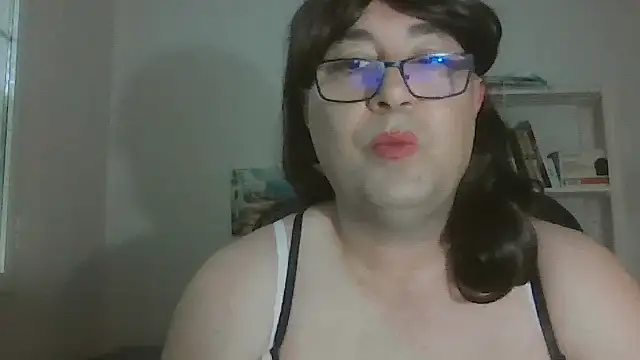 nataliacd online show from September 9, 2025, 2:15 pm