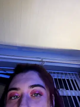 Snapshot of SerenaVice chatting on October 25, 2025, 11:27 pm SerenaVice online show from October 25, 2025, 11:27 pm