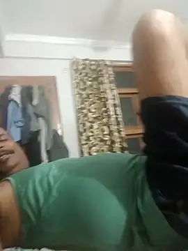 vardh033 online show from April 16, 2026, 6:08 pm