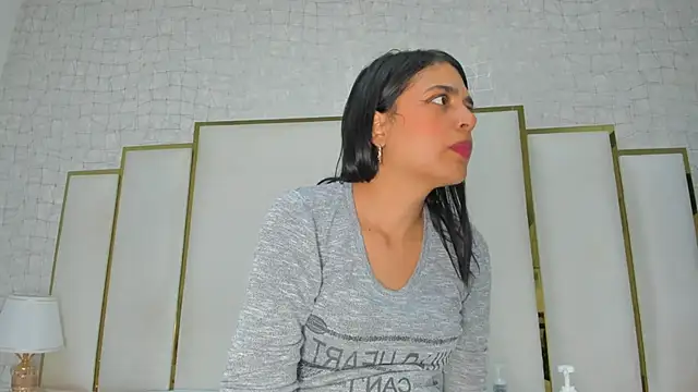 thalia888  online show from March 26, 2026, 7:01 pm