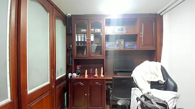 Snapshot of SexyRachel_ chatting on October 24, 2025, 7:35 pm SexyRachel online show from October 24, 2025, 7:35 pm