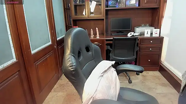 Snapshot of SexyRachel_ chatting on November 27, 2025, 12:16 pm SexyRachel online show from November 27, 2025, 12:16 pm