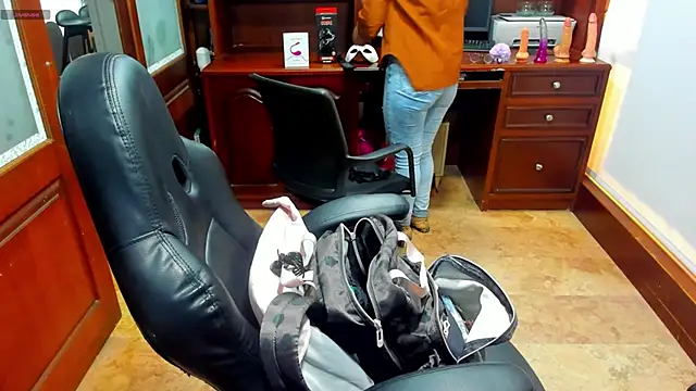 Snapshot of SexyRachel_ chatting on November 1, 2025, 11:59 am SexyRachel online show from November 1, 2025, 11:59 am