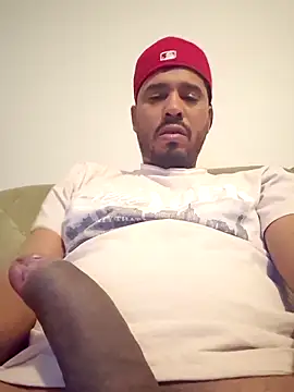 Danypeluche online show from December 5, 2025, 4:55 am