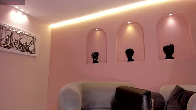 BonnyRose online show from November 28, 2025, 7:58 pm