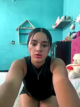 Luciaparker03 online show from September 26, 2025, 6:15 pm