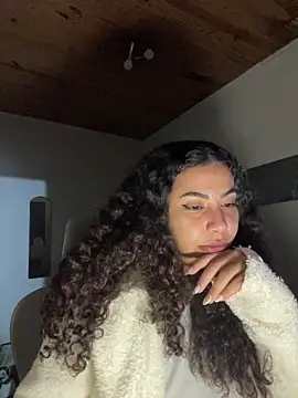 Snapshot of A_maddy chatting on May 9, 2026, 2:48 am A maddy online show from May 9, 2026, 2:48 am