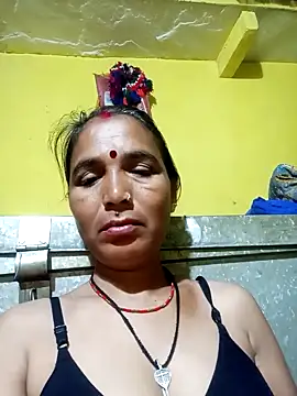 Snapshot of Monika_thakurr chatting on September 25, 2025, 10:16 pm Monika thakurr online show from September 25, 2025, 10:16 pm