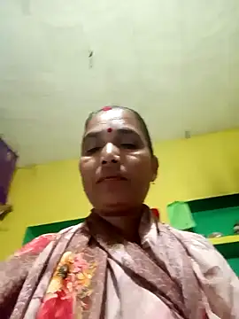 Snapshot of Monika_thakurr chatting on September 24, 2025, 9:38 am Monika thakurr online show from September 24, 2025, 9:38 am