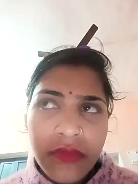 Snapshot of Monika_thakurr chatting on November 15, 2025, 2:10 pm Monika thakurr online show from November 15, 2025, 2:10 pm