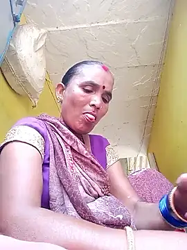 Snapshot of Monika_thakurr chatting on September 20, 2025, 8:41 am Monika thakurr online show from September 20, 2025, 8:41 am