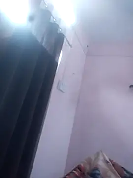 Snapshot of Monika_thakurr chatting on December 1, 2025, 6:36 am Monika thakurr online show from December 1, 2025, 6:36 am