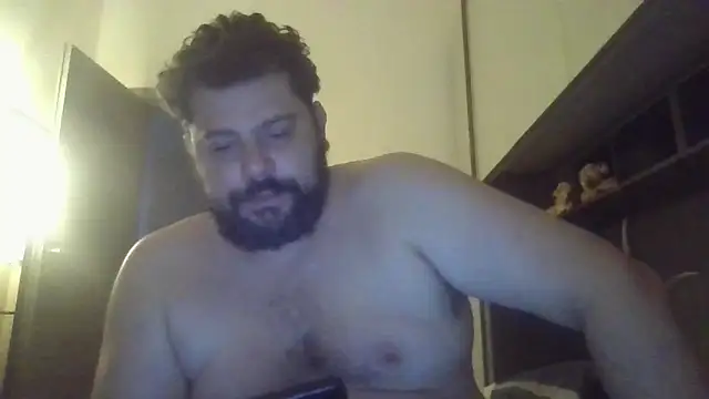 Snapshot of giuseppelovisi85 chatting on October 6, 2025, 7:20 am giuseppelovisi85 online show from October 6, 2025, 7:20 am