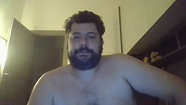 Snapshot of giuseppelovisi85 chatting on October 12, 2025, 11:28 pm giuseppelovisi85 online show from October 12, 2025, 11:28 pm