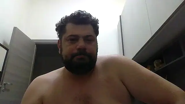Snapshot of giuseppelovisi85 chatting on September 26, 2025, 9:32 pm giuseppelovisi85 online show from September 26, 2025, 9:32 pm