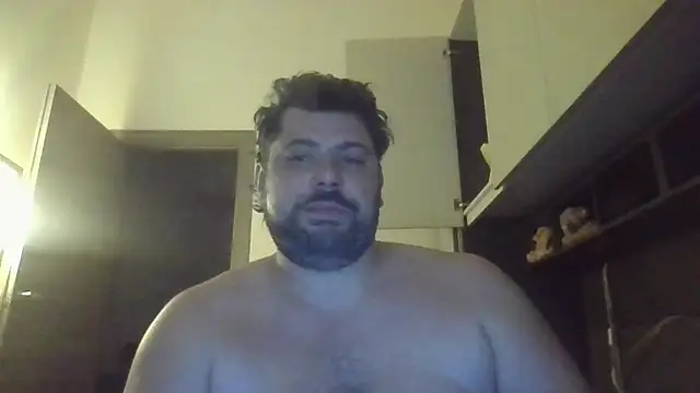 Snapshot of giuseppelovisi85 chatting on October 18, 2025, 8:11 pm giuseppelovisi85 online show from October 18, 2025, 8:11 pm