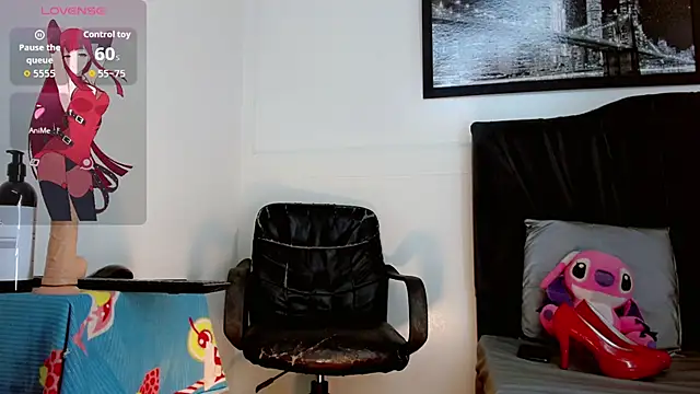 Snapshot of Natasha_clifford chatting on November 27, 2025, 7:31 am Natasha clifford online show from November 27, 2025, 7:31 am