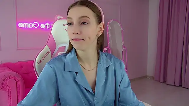 Snapshot of VeronicaVances chatting on January 10, 2026, 6:14 pm VeronicaVances online show from January 10, 2026, 6:14 pm