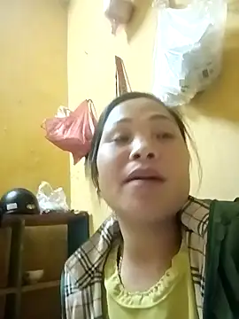 Milan6789 online show from November 1, 2025, 12:10 pm