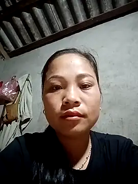 Milan6789 online show from October 5, 2025, 10:33 pm