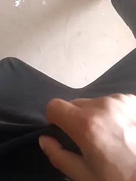 Sonukumar202000 online show from April 15, 2026, 6:08 am