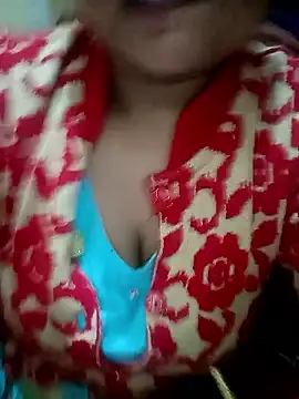 Snapshot of angry_couplez chatting on January 18, 2026, 1:25 pm angry couplez online show from January 18, 2026, 1:25 pm