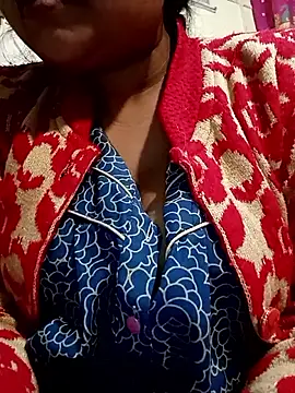 Snapshot of angry_couplez chatting on February 8, 2026, 7:55 pm angry couplez online show from February 8, 2026, 7:55 pm