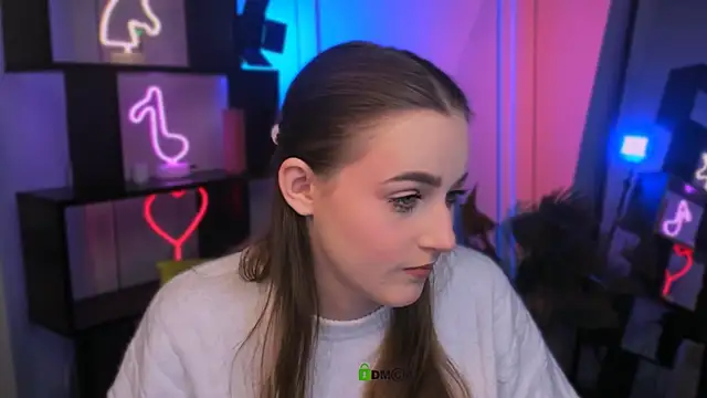 Snapshot of aria_moo chatting on December 3, 2025, 6:03 am aria moo online show from December 3, 2025, 6:03 am