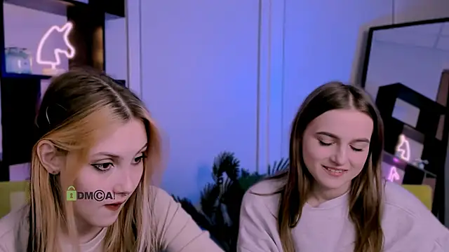 Snapshot of aria_moo chatting on September 26, 2025, 7:32 pm aria moo online show from September 26, 2025, 7:32 pm