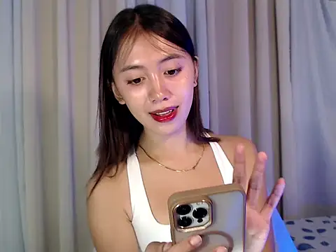 Snapshot of lovely_kiannaHugecock chatting on September 14, 2025, 8:37 am lovely kiannaHugecock online show from September 14, 2025, 8:37 am