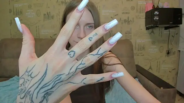 Snapshot of Kelly_Gerzikaa chatting on November 2, 2025, 6:51 am Kelly Gerzikaa online show from November 2, 2025, 6:51 am