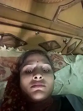 Sapna9685 online show from October 12, 2025, 3:35 pm