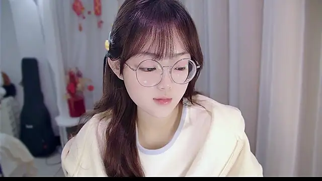 YUANYUAN-A online show from February 21, 2026, 12:07 pm