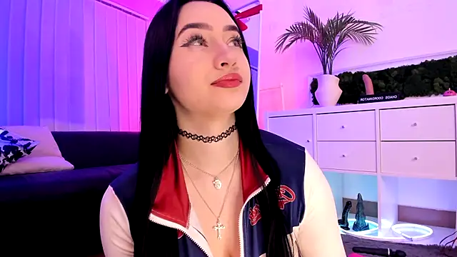 Mary Lori online show from April 15, 2026, 6:19 am