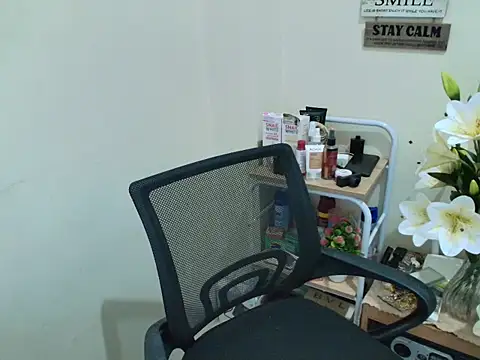 Snapshot of Aphrodities_28 chatting on November 11, 2025, 7:14 am Aphrodities 28 online show from November 11, 2025, 7:14 am