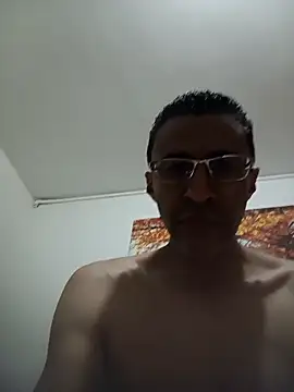 Asher Bram1 online show from May 10, 2026, 12:14 am