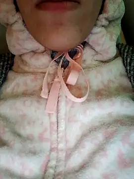 Ahalm online show from December 17, 2025, 1:27 pm